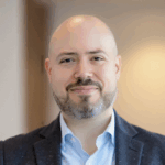 Photo of Héctor Roldán, socio en McKinsey & Company.